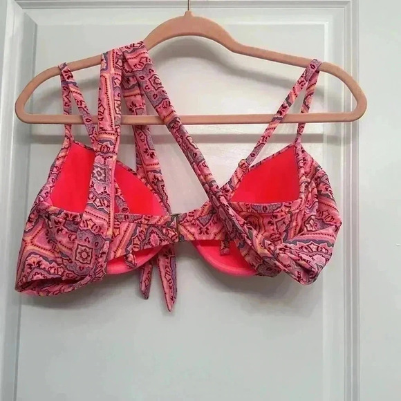 32DDD SHADE & SHORE PINK AZTEC BIKINI TOP (Top Only!) - Picture 11 of 13